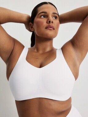 Knix Catalyst Sports Bra White Size 8 High Impact 40 42 D DD E F Seamless Vented